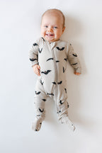 Zippered Footie in Bats