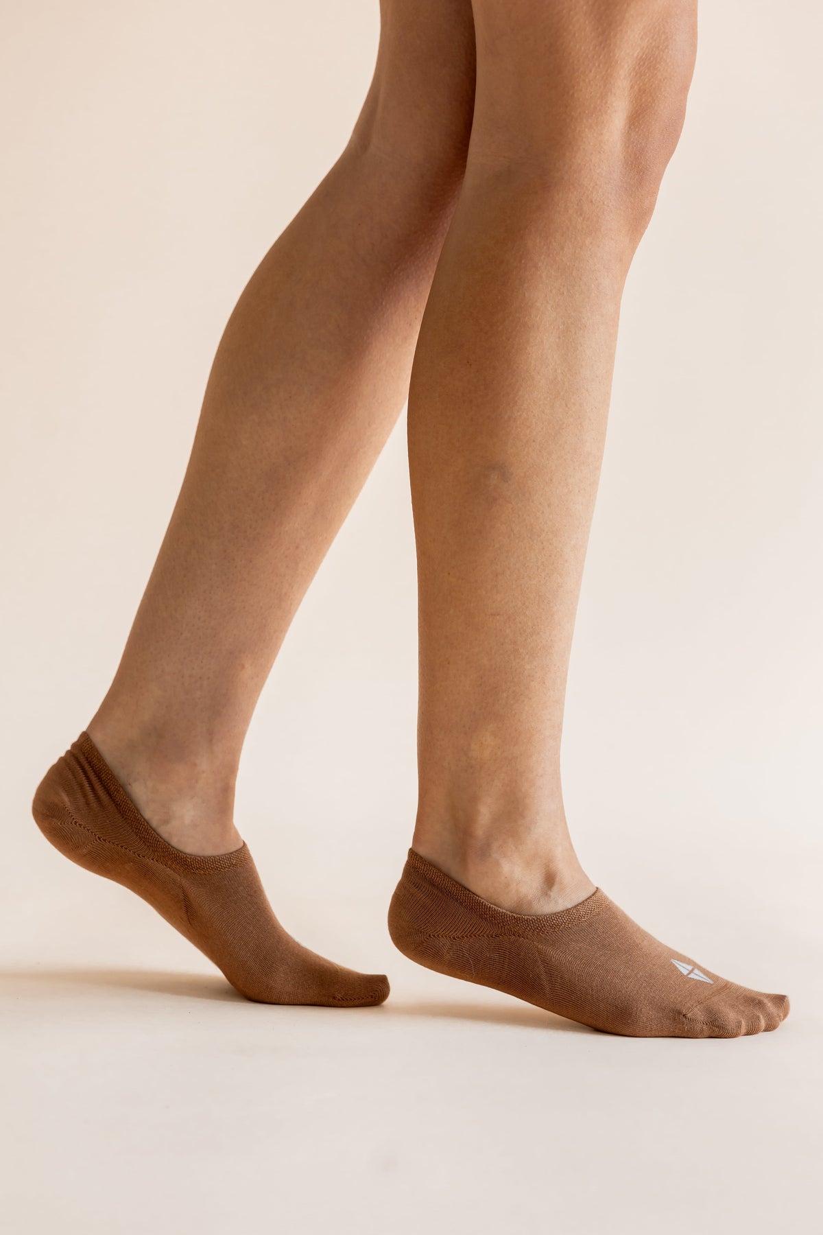 Women's No Show Socks 3-Pack in Cafe