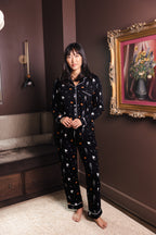 Long-Sleeved Women's Pajama Set in Halloween Friends