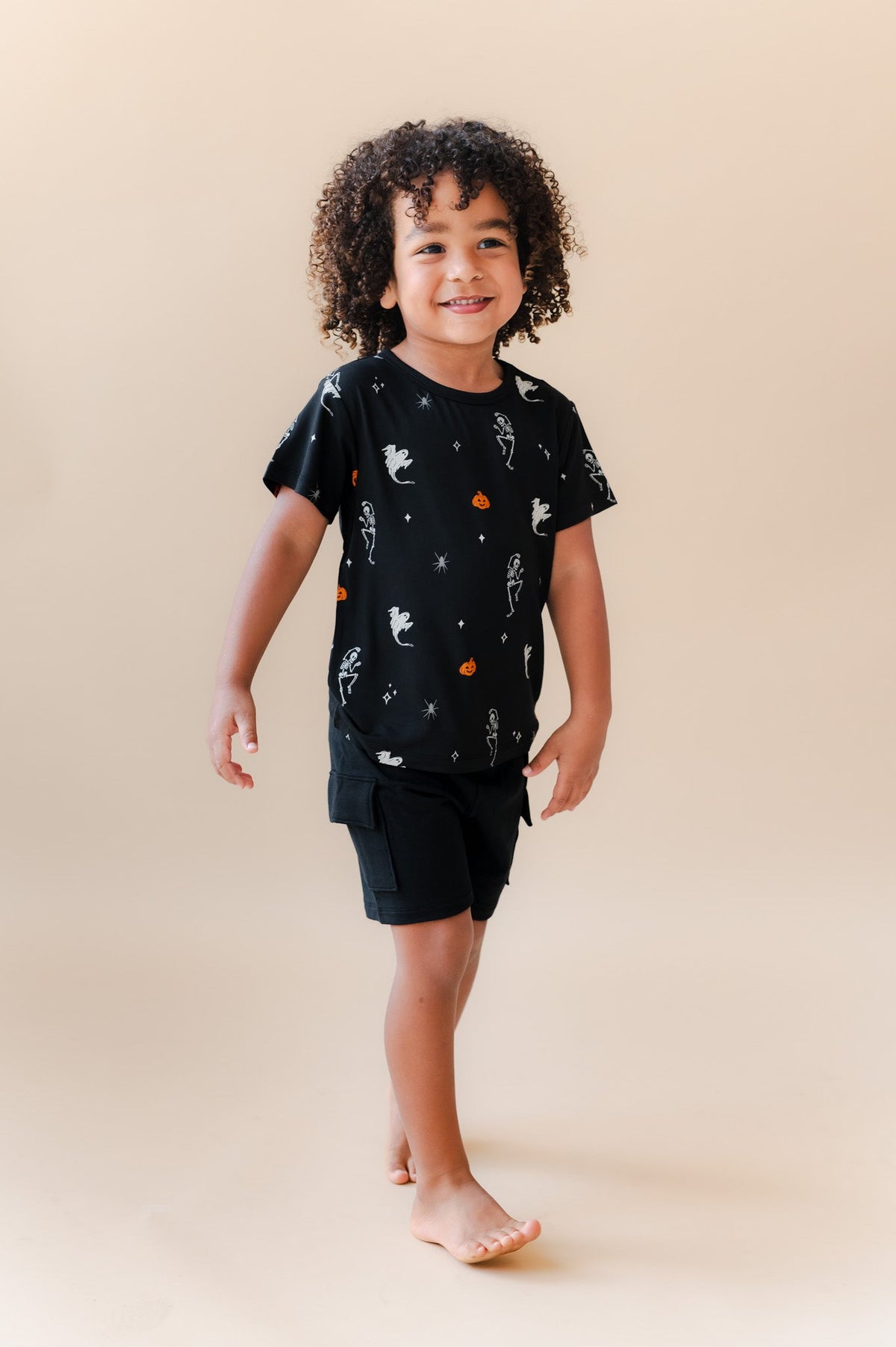 Toddler Basic Tee in Halloween Friends