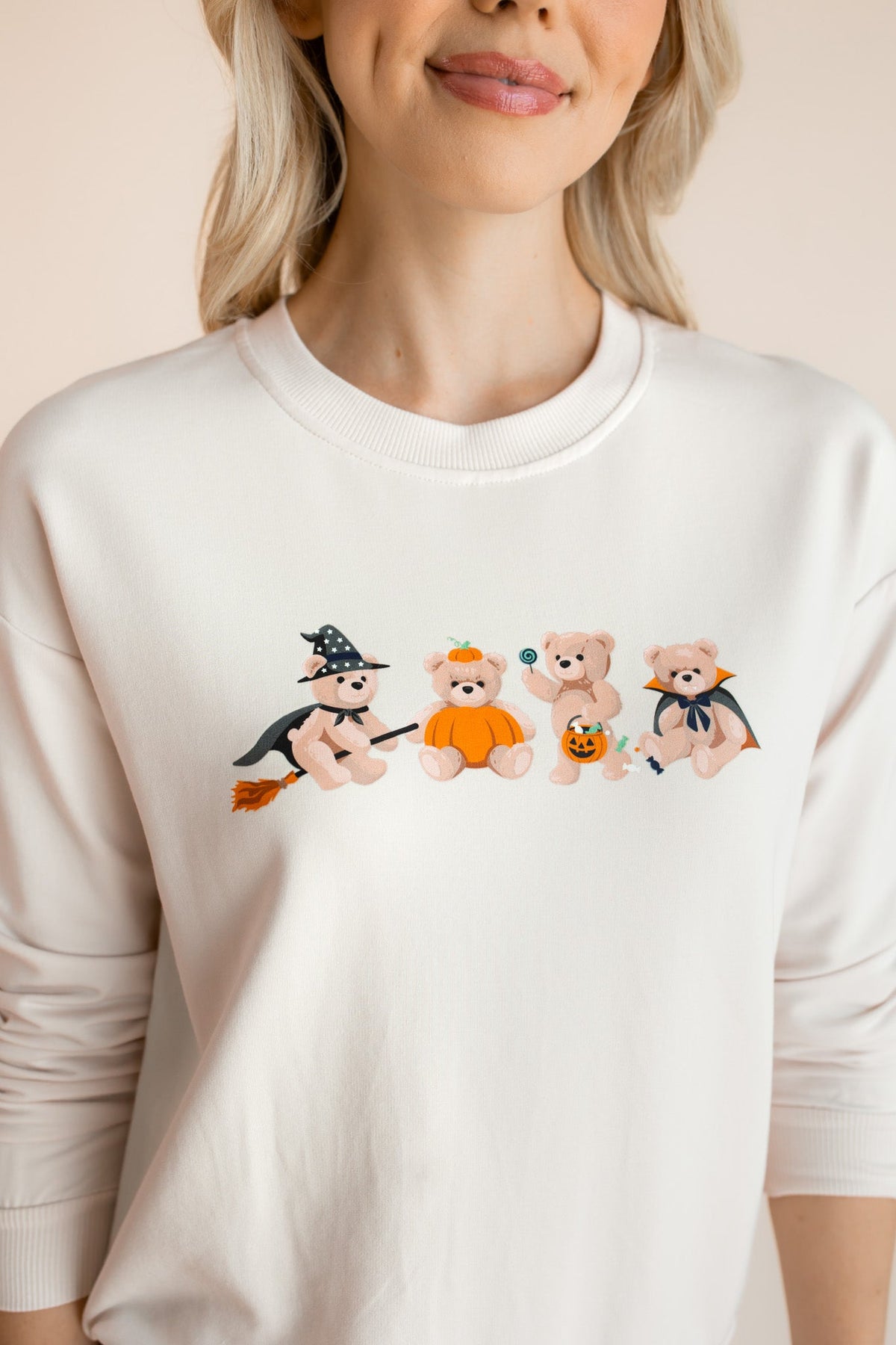 Women's Sweatshirt in Halloween Teddy