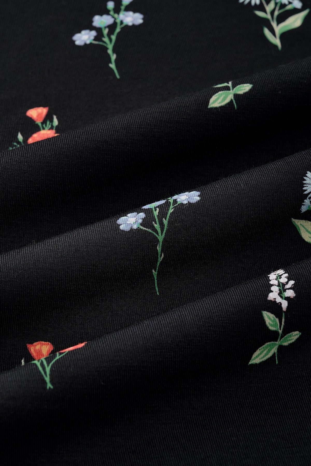 Sleep Bag in Midnight Wildflower 1.0